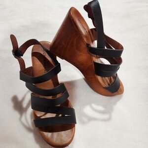 Lucky Brand Marinaa Wedge Sandals, Size 7.5